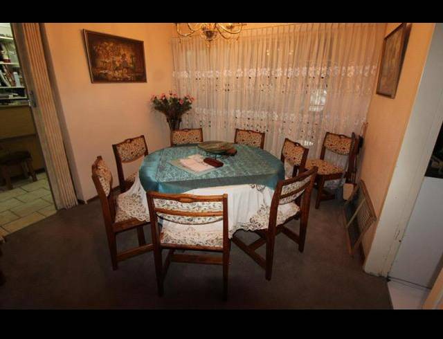 3 BEDROOM HOUSE FOR SALE IN WENTWORTH PARK